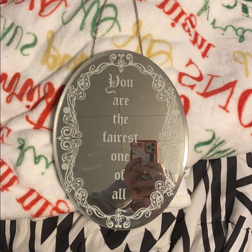 Mirror never used